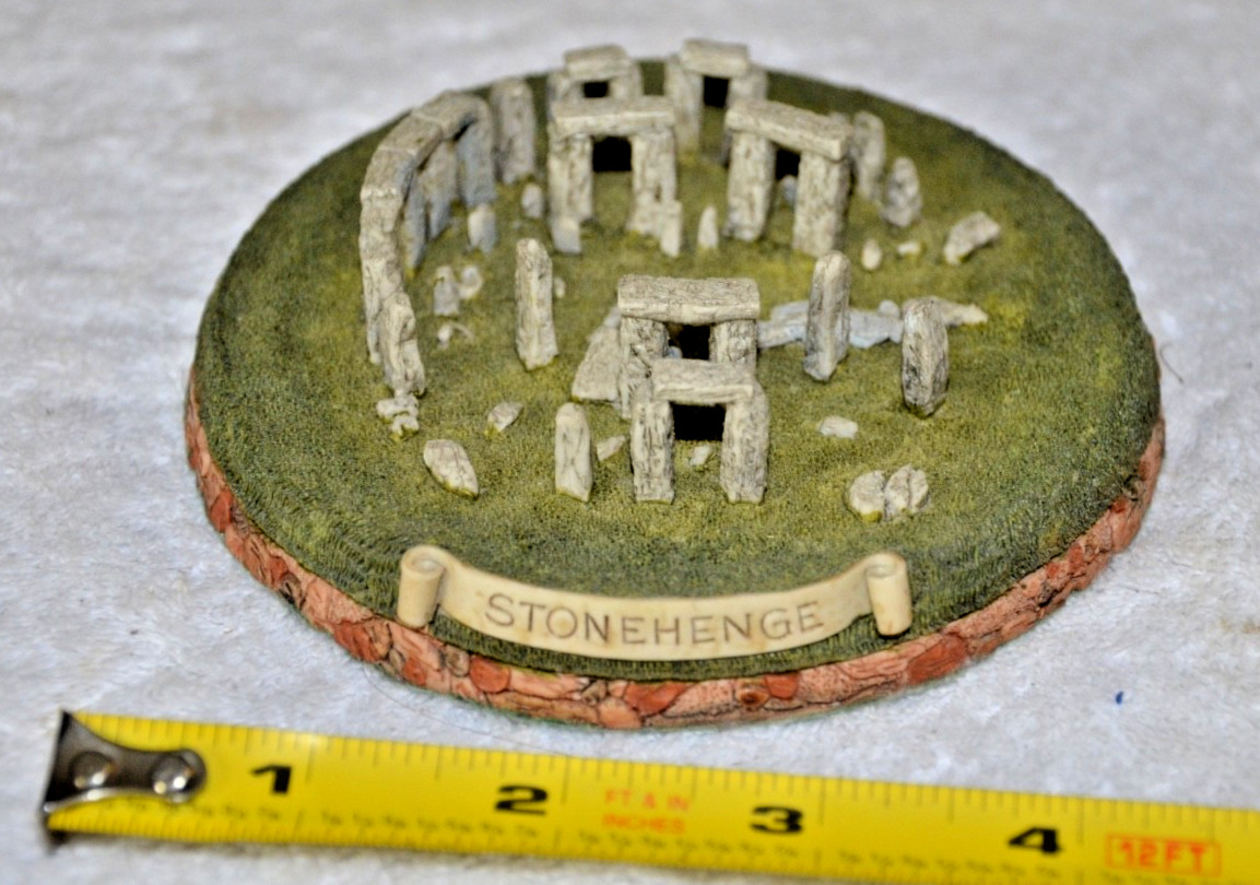 Vintage  STONEHENGE Souvenir Fraser Creations Made in Scotland 4.5\
