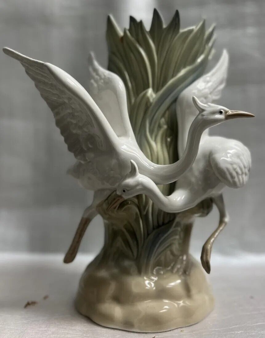 MIQUEL REQUENA, Stunning Vase Porcelain with White Herons Valenia Spain 14