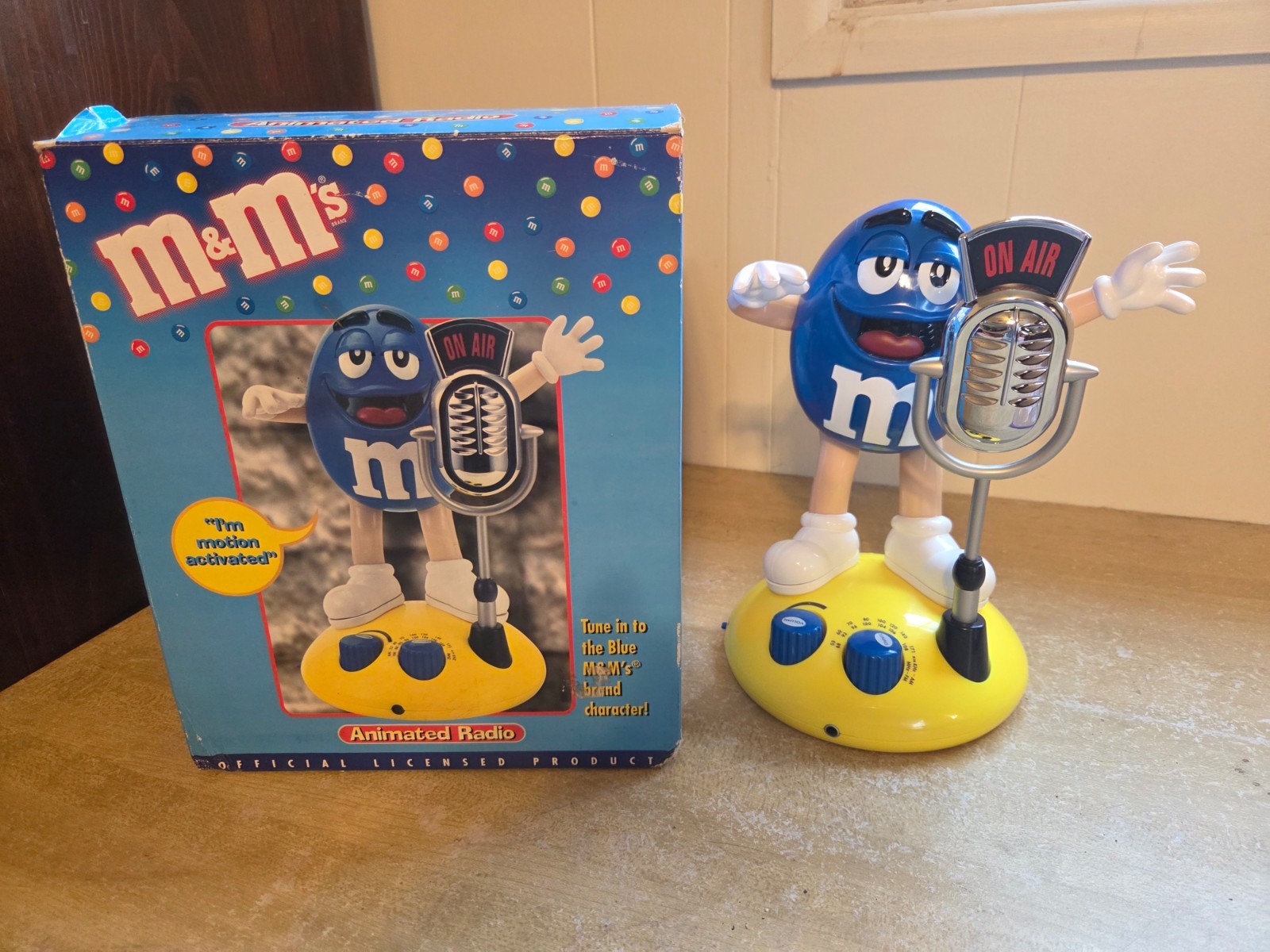 M&M’s Blue Character Animated Radio Motion Activated. MIB