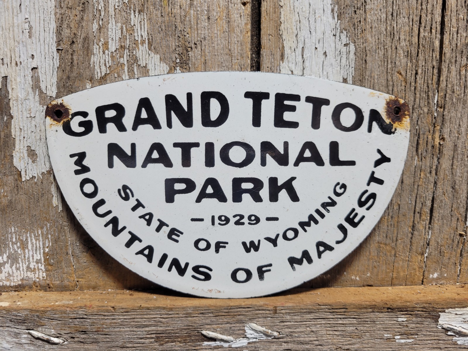 VINTAGE GRAND TETON PORCELAIN SIGN RARE OLD WYOMING NATIONAL PARK 1929 SMOKEY