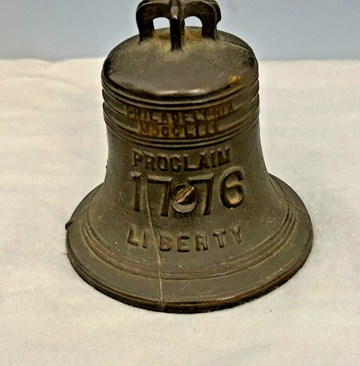 Vintage 1776-1926 Philadelphia Sesquicentennial Cast Iron Liberty Bell Bank
