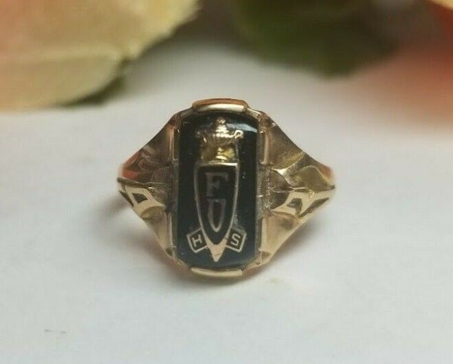Josten Fort Dodge High School 10k Gold and Onyx Class Ring 1937 Size 6