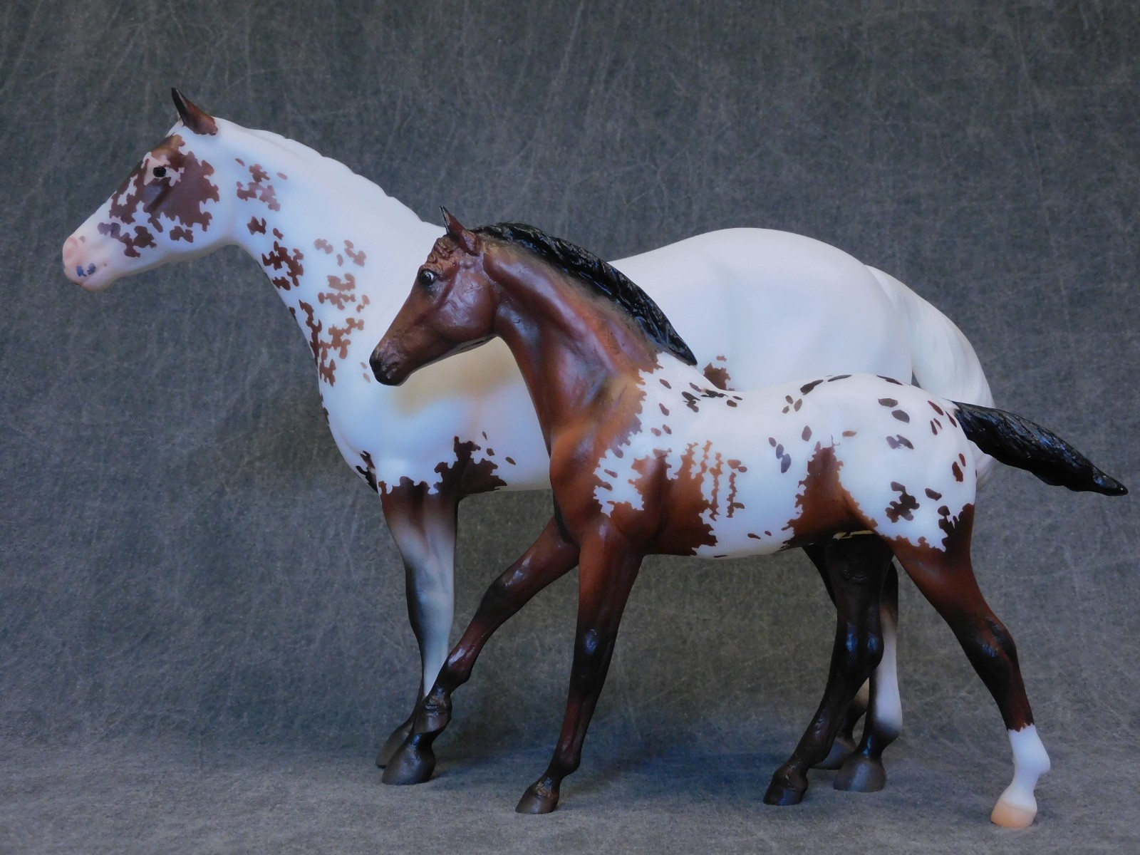 Breyer * Surrey and Axel * Breyerfest Mare Action Foal Traditional Model Horse