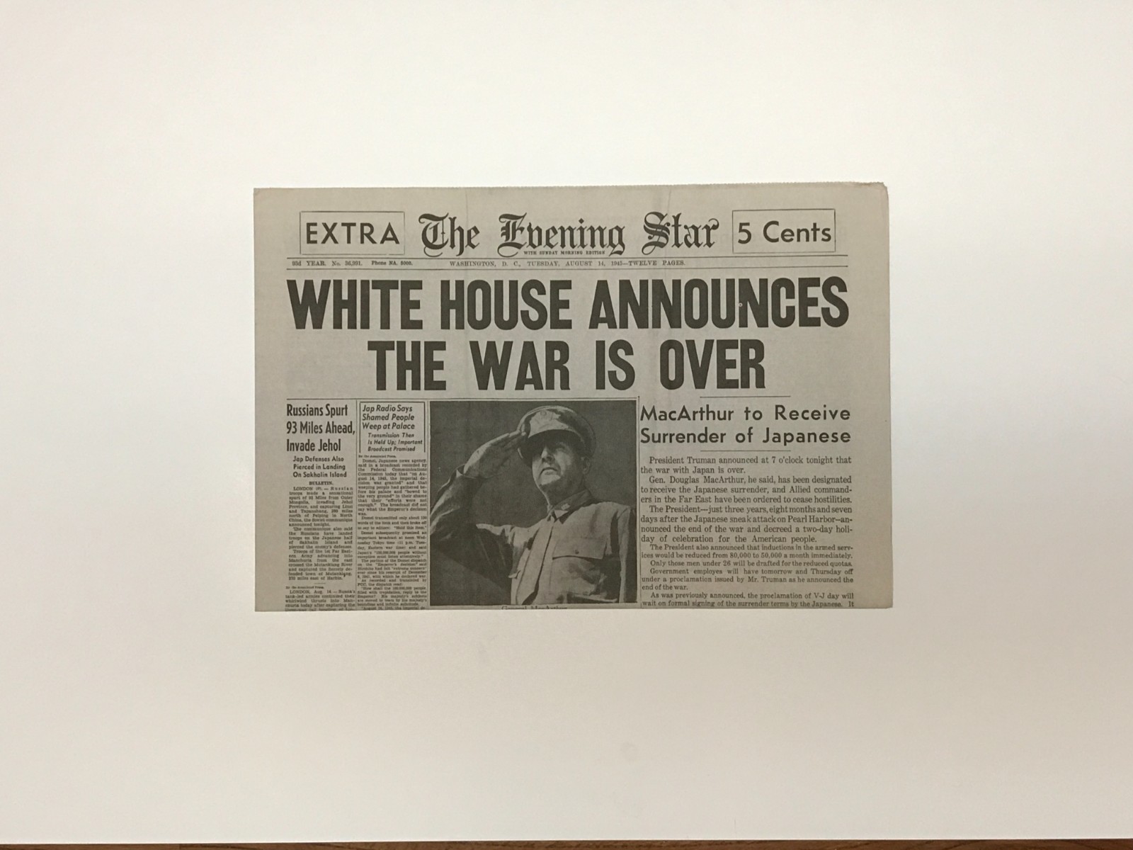 NEWSPAPER REPRINT - 1945 - WWII: White House Announces the War is Over