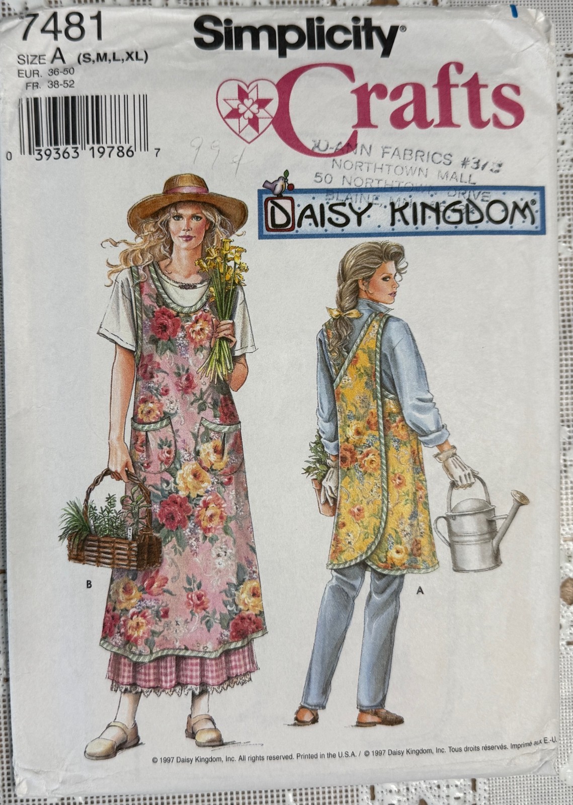 Simplicity 7481 Daisy Kingdom Cross-back /women\'s Apron
