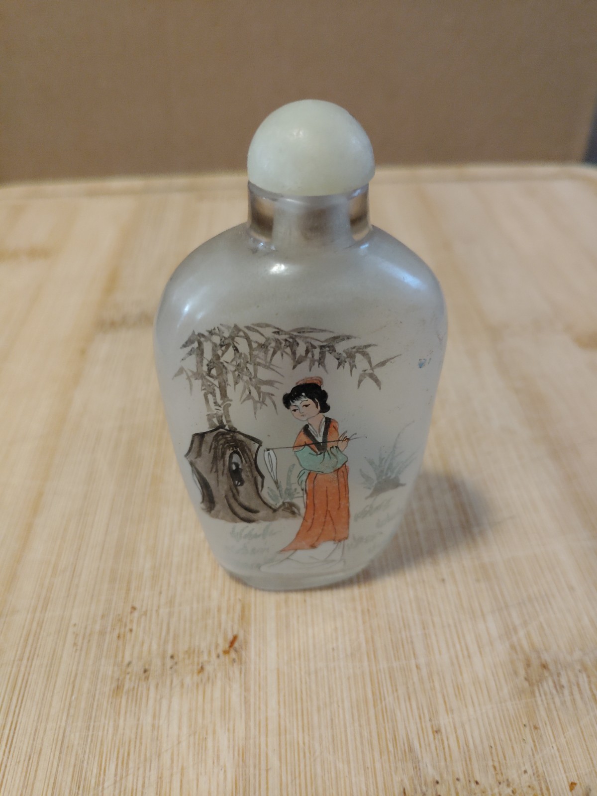 Vintage Chinese Reverse Painted Snuff Bottle Frosted Glass Hand Painted