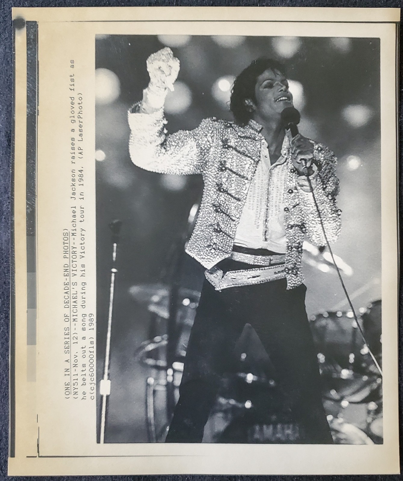 1988 Michael Jackson 1984 Victory Tour Concert 7x9  PR Laser Paper Photograph