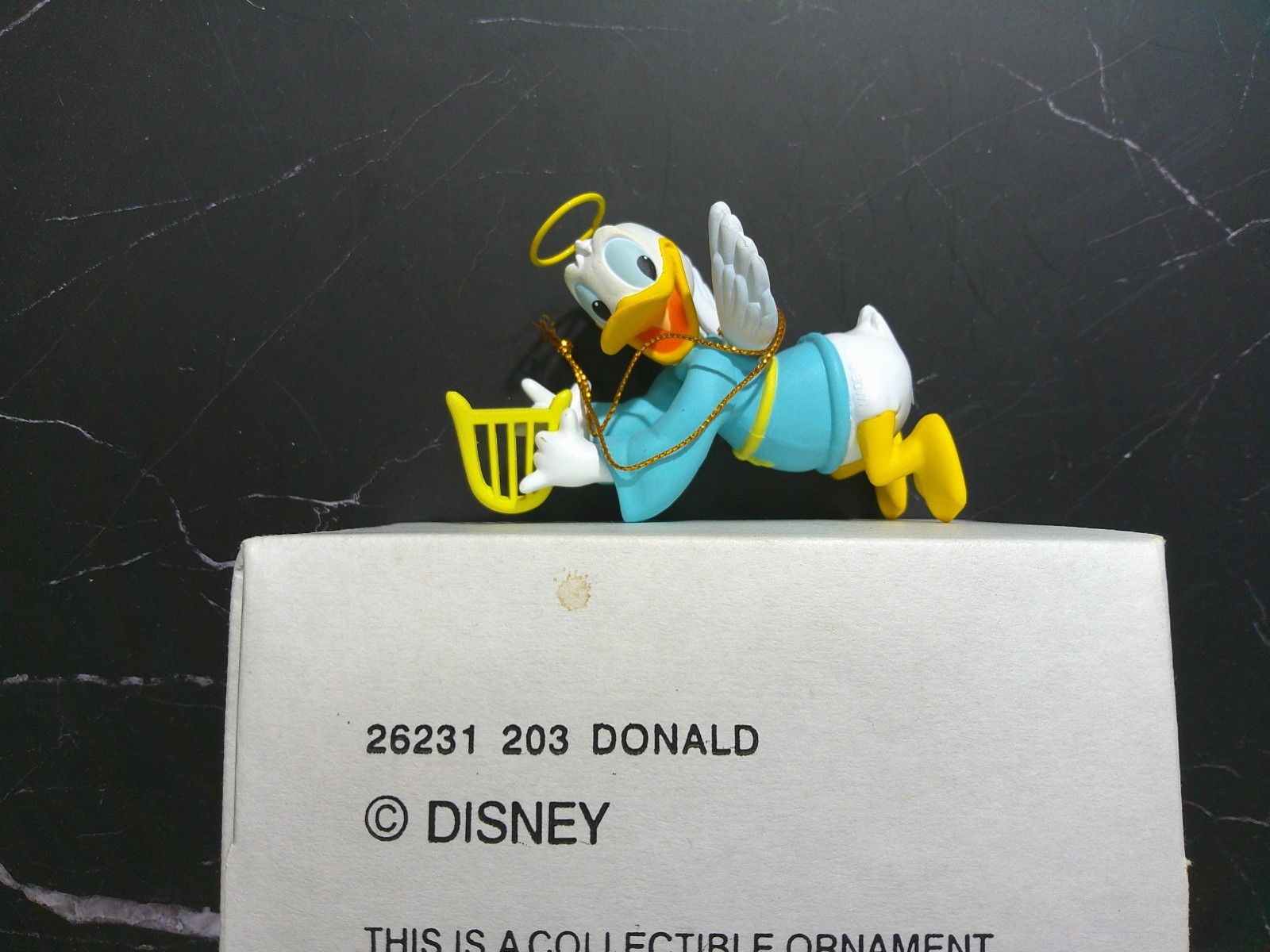 Disney DONALD 26231 203 Grolier Christmas Magic Ornament
