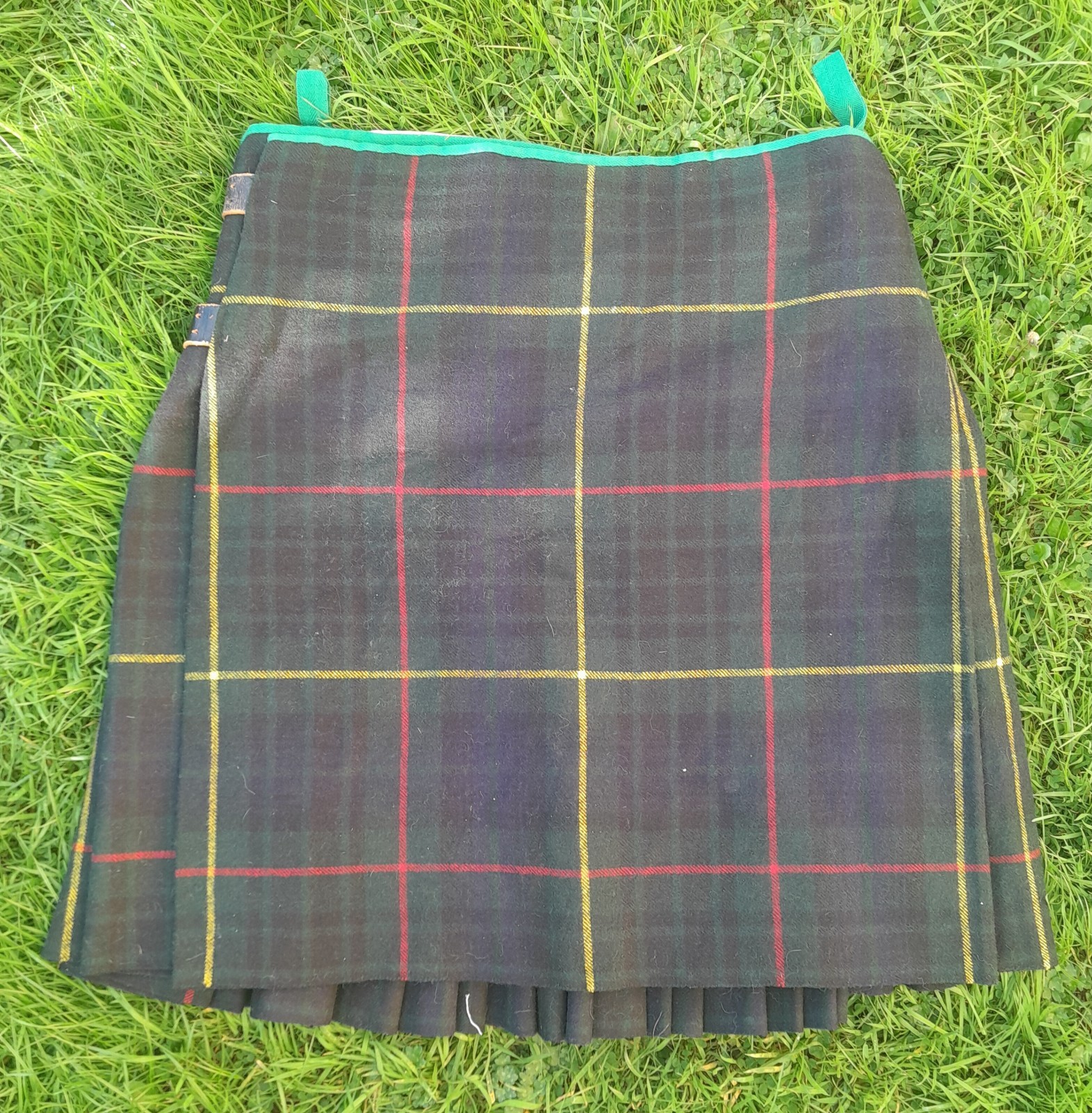 WW2 Genuine Royal Scots heavy wool kilt 38 40 waist very rare size. perfect.
