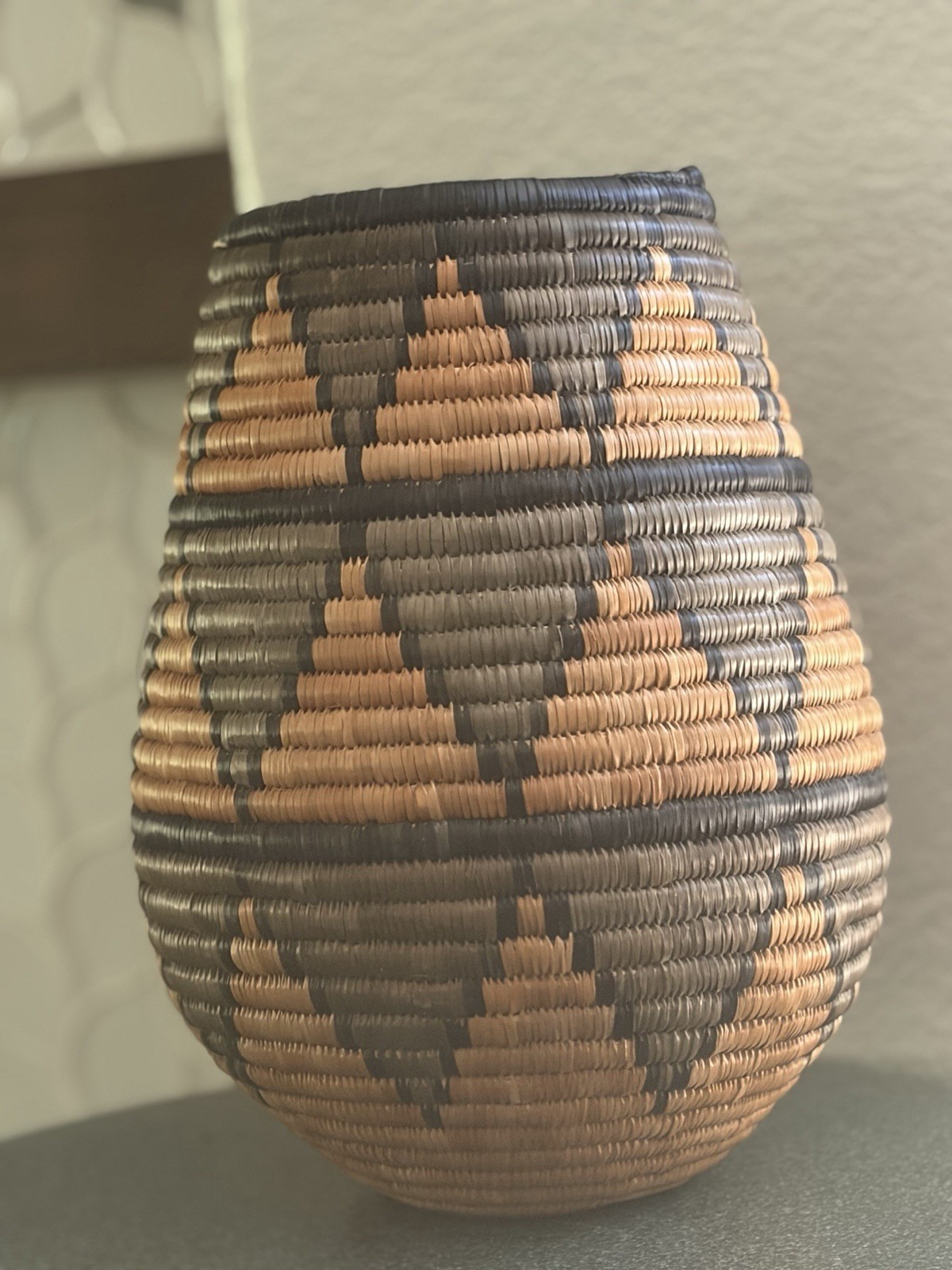 Zulu Traditional Basket Handwoven, South African. Great Condition. No lid EUC Zulu Traditional Basket Handwoven, South African. Great Condition. No lid EUC