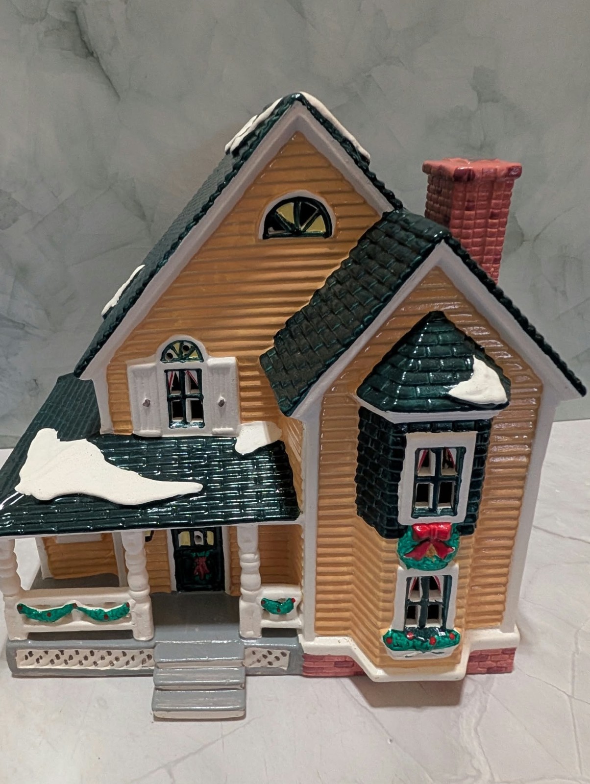 Department 56 Snow Village - Woodbury House #5444-5 Christmas Collection Winter