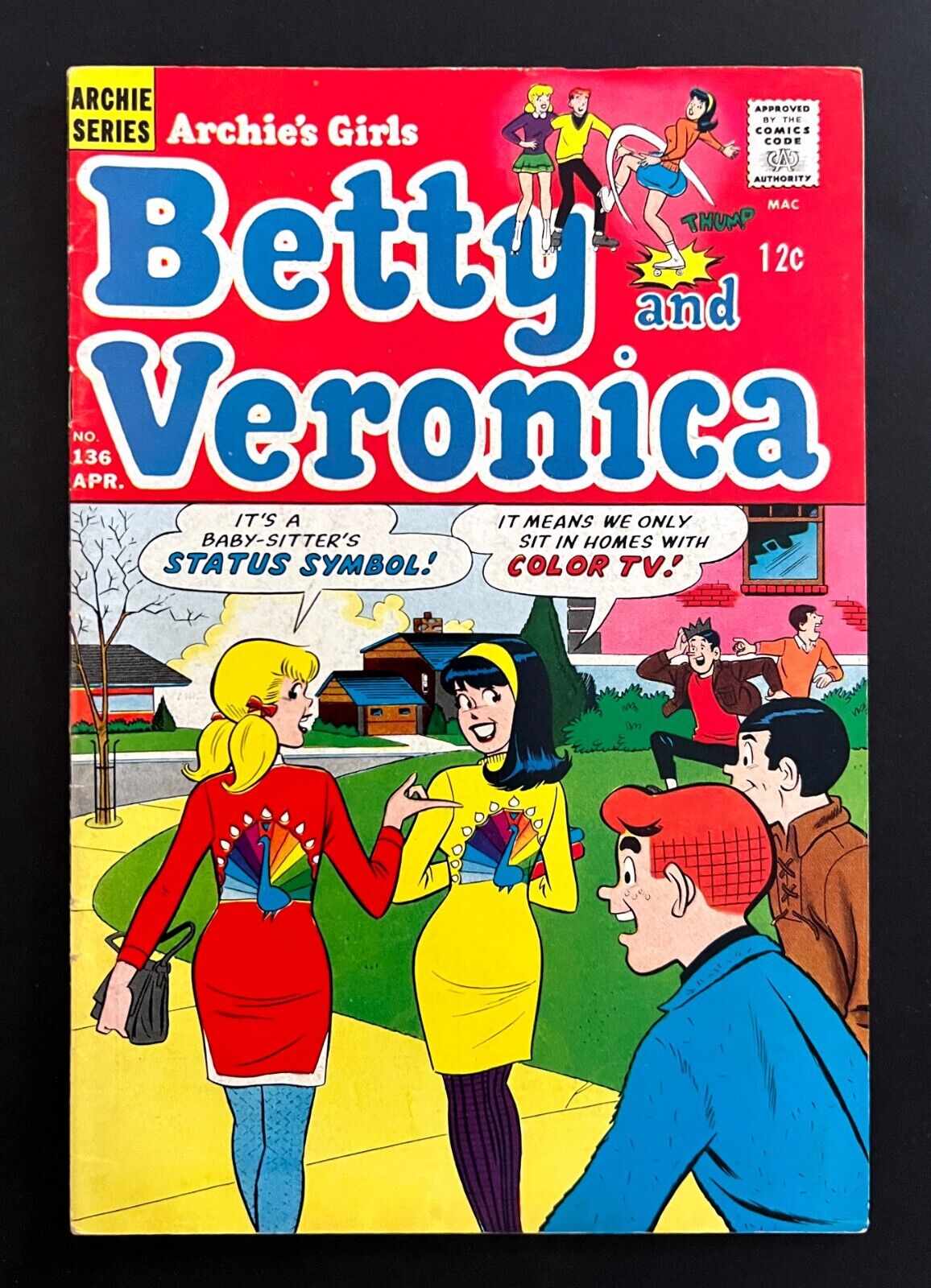 BETTY and VERONICA #136 Hi-Grade Good Girl Art Pin-Ups Dan DeCarlo Archie 1967