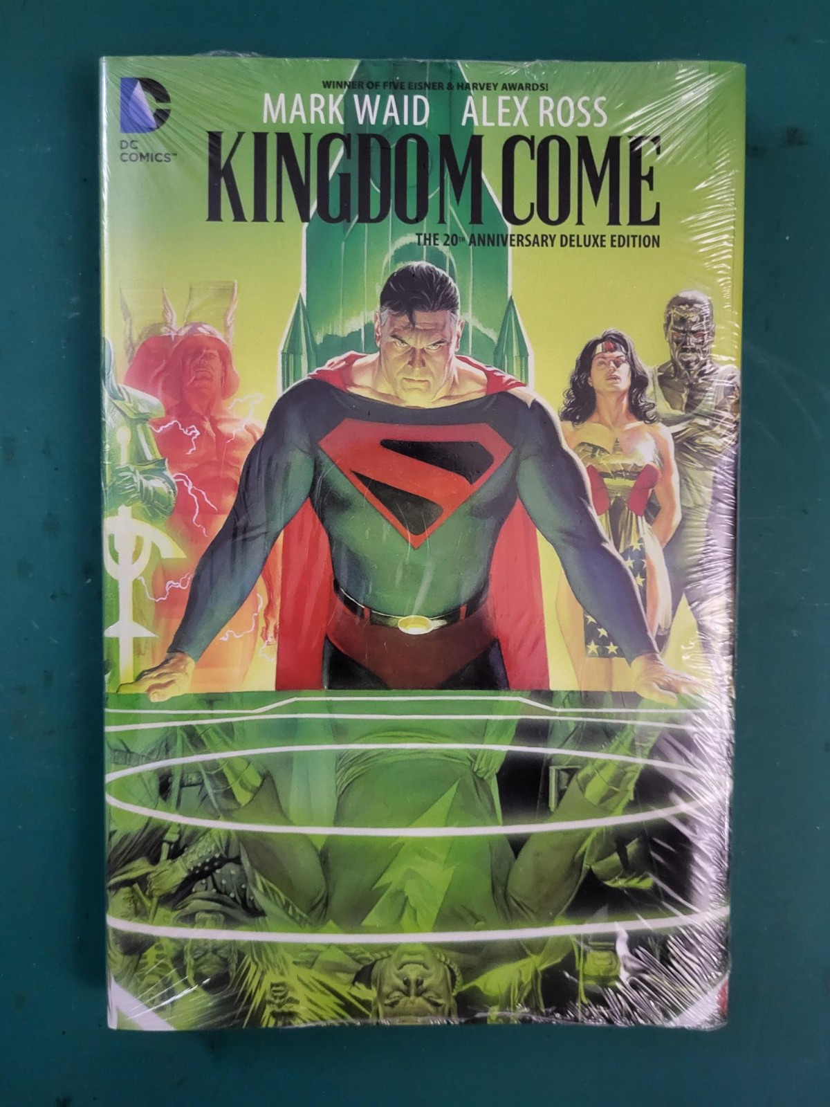 DC: Kingdom Come 20th Anniversary Deluxe Edition - NEW SEALED
