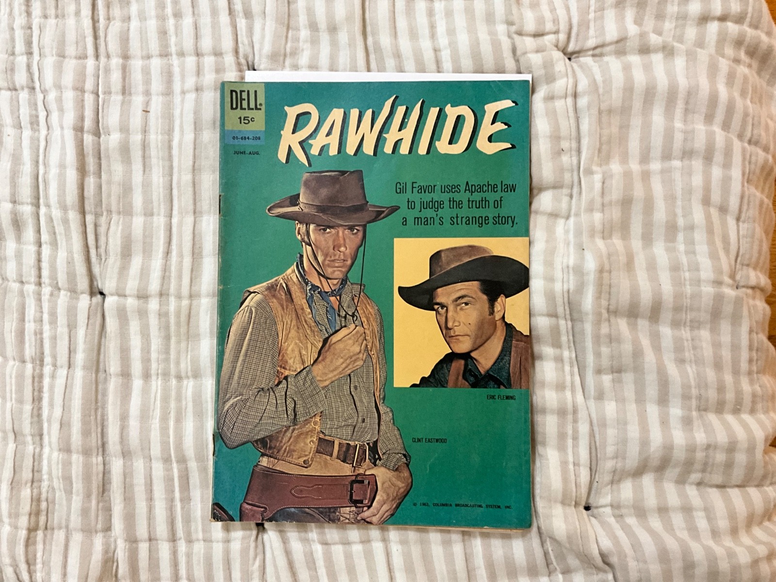 Vintage RAWHIDE Clint Eastwood Western Action / 1962 Dell Comic Book 01-684-208