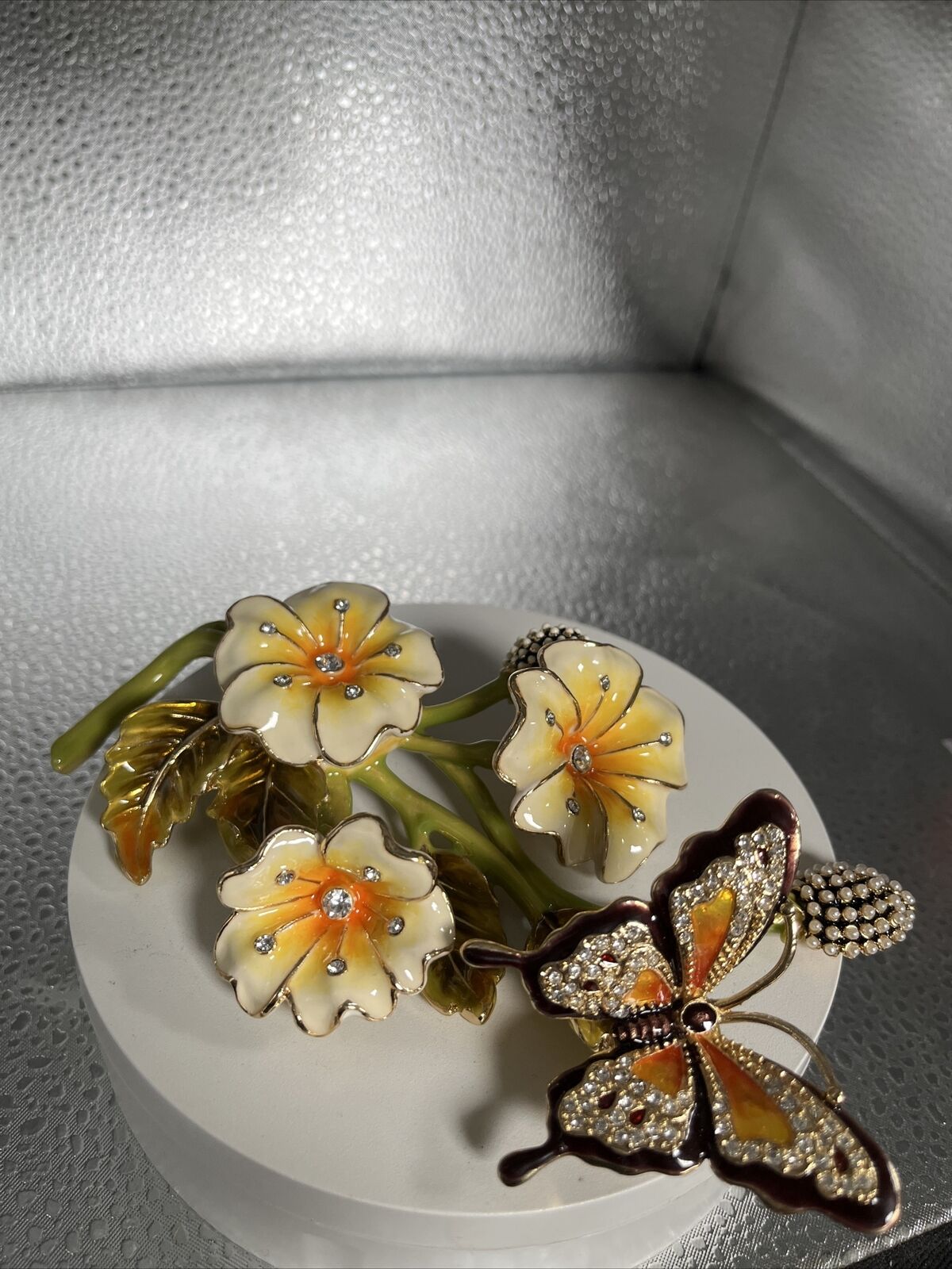 COLORFUL BUTTERFLY & FLOWERS TRINKET BOX BY KEREN KOPAL, BEAUTIFUL CRYSTALS