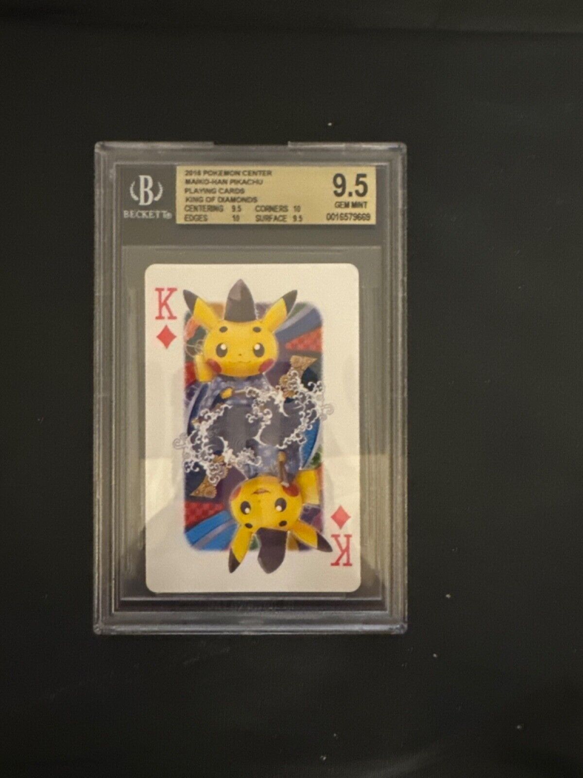 maiko-han pikachu king of diamonds playing cards Beckett 9.5