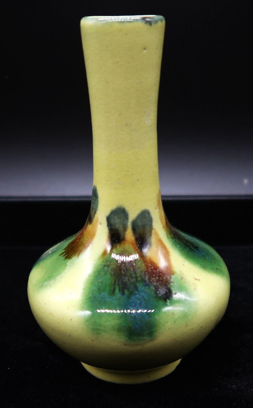 Vtg Pottery Bud Vase Green And Yellow w/ Glaze 5.5\
