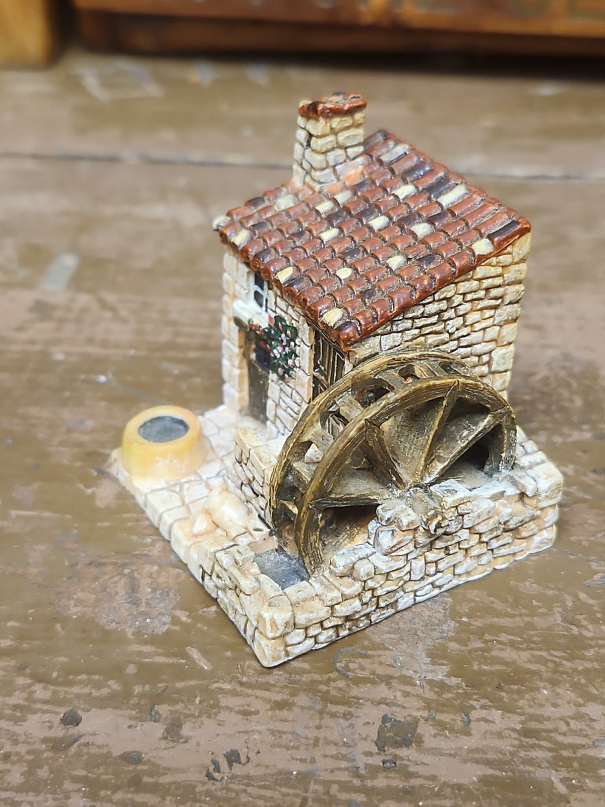 J Carlton Dominique Gault French Miniature Building 210466 Cottage Mill HTF