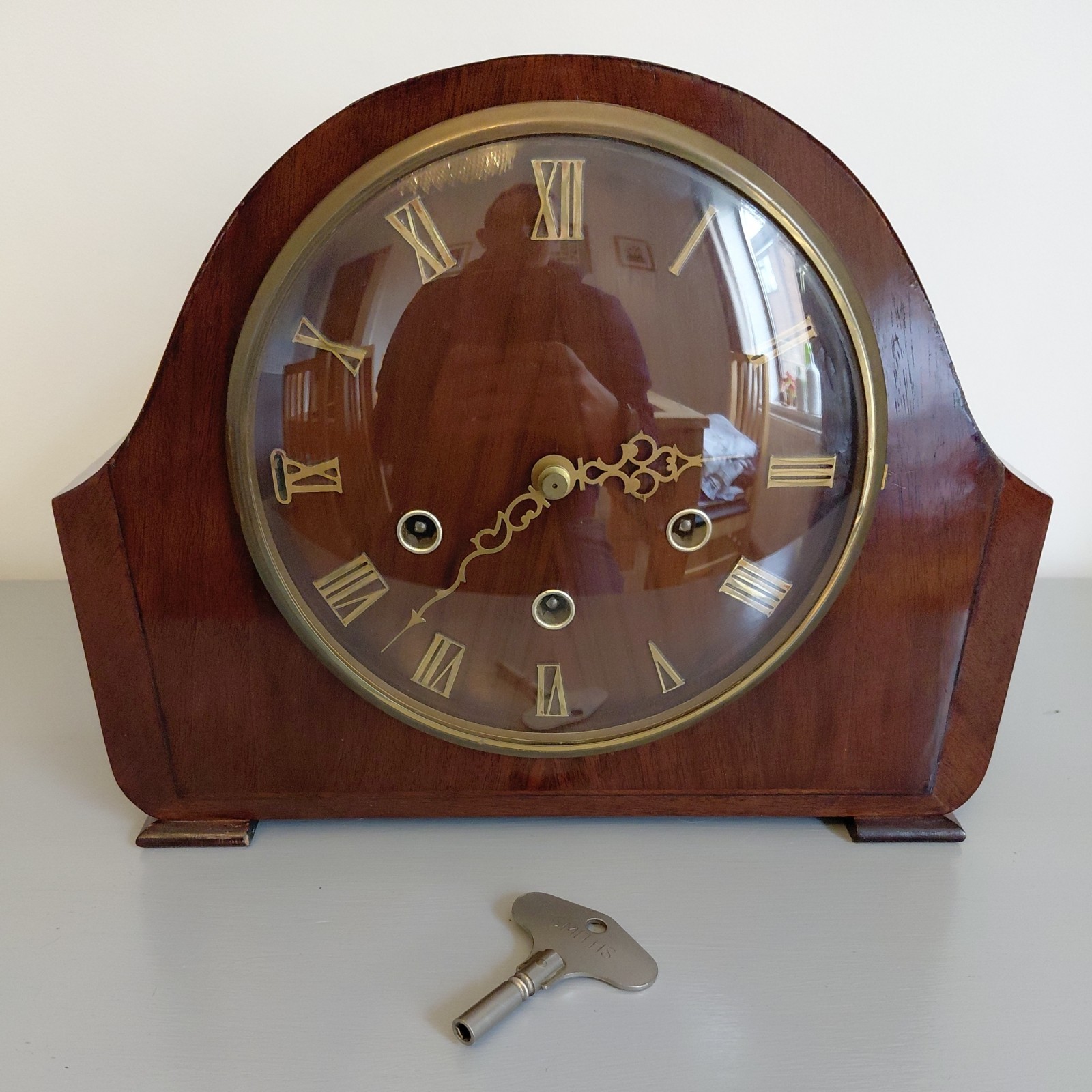 Fine Oak Smiths Enfield Westminster Mantel Shelf Clock Vintage Original Key