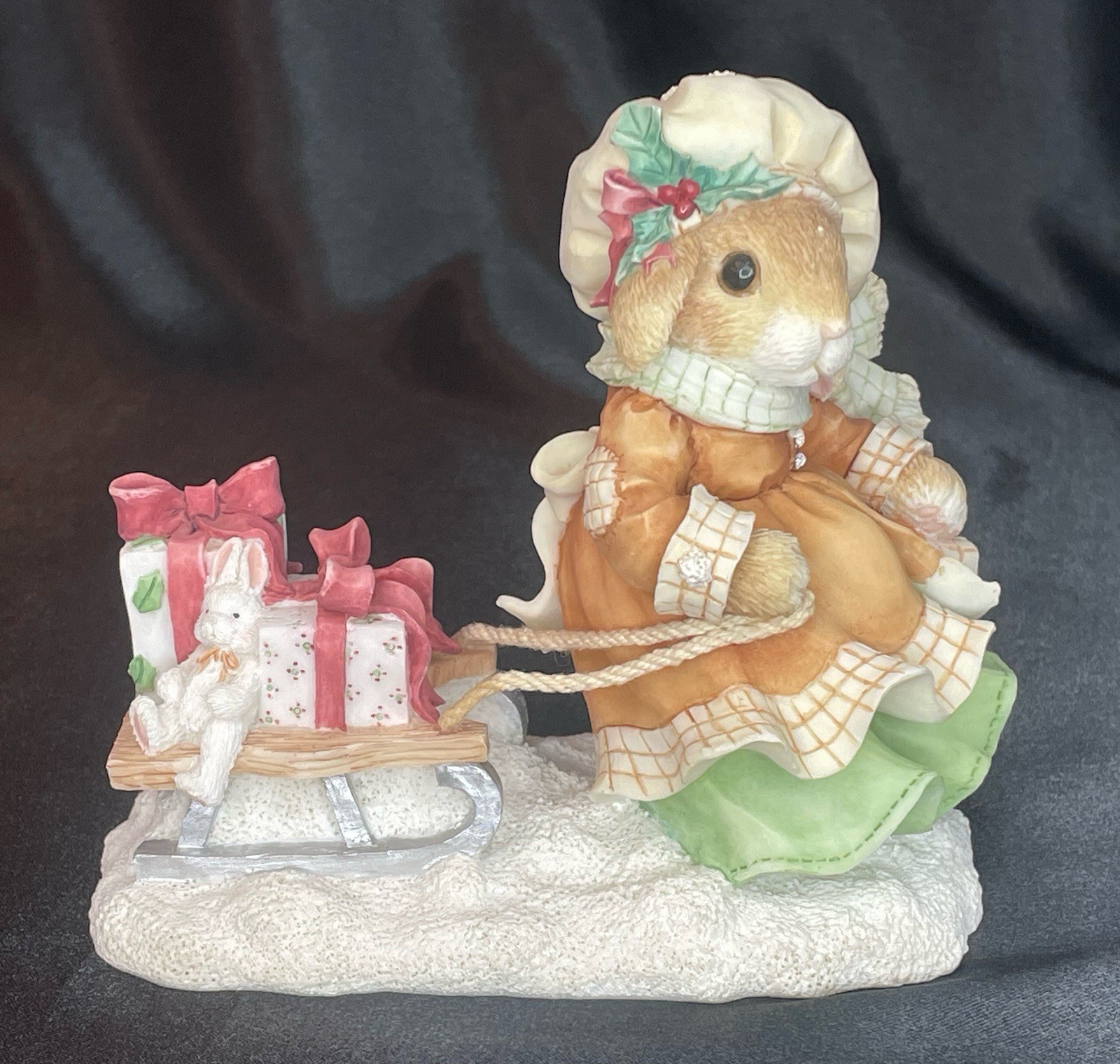 Vintage 1996 ENESCO “My Blushing Bunnies” Figurine “The Gift Of Friendship…”