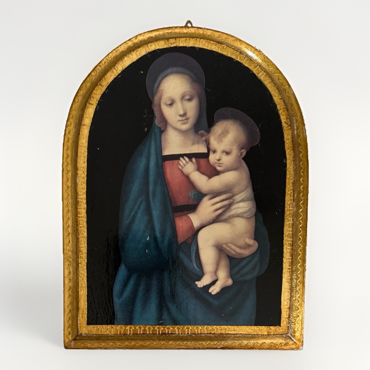 Vintage Italian Gold Gilt Wood Replica Vintage Italian Gold Gilt Wood Replica
