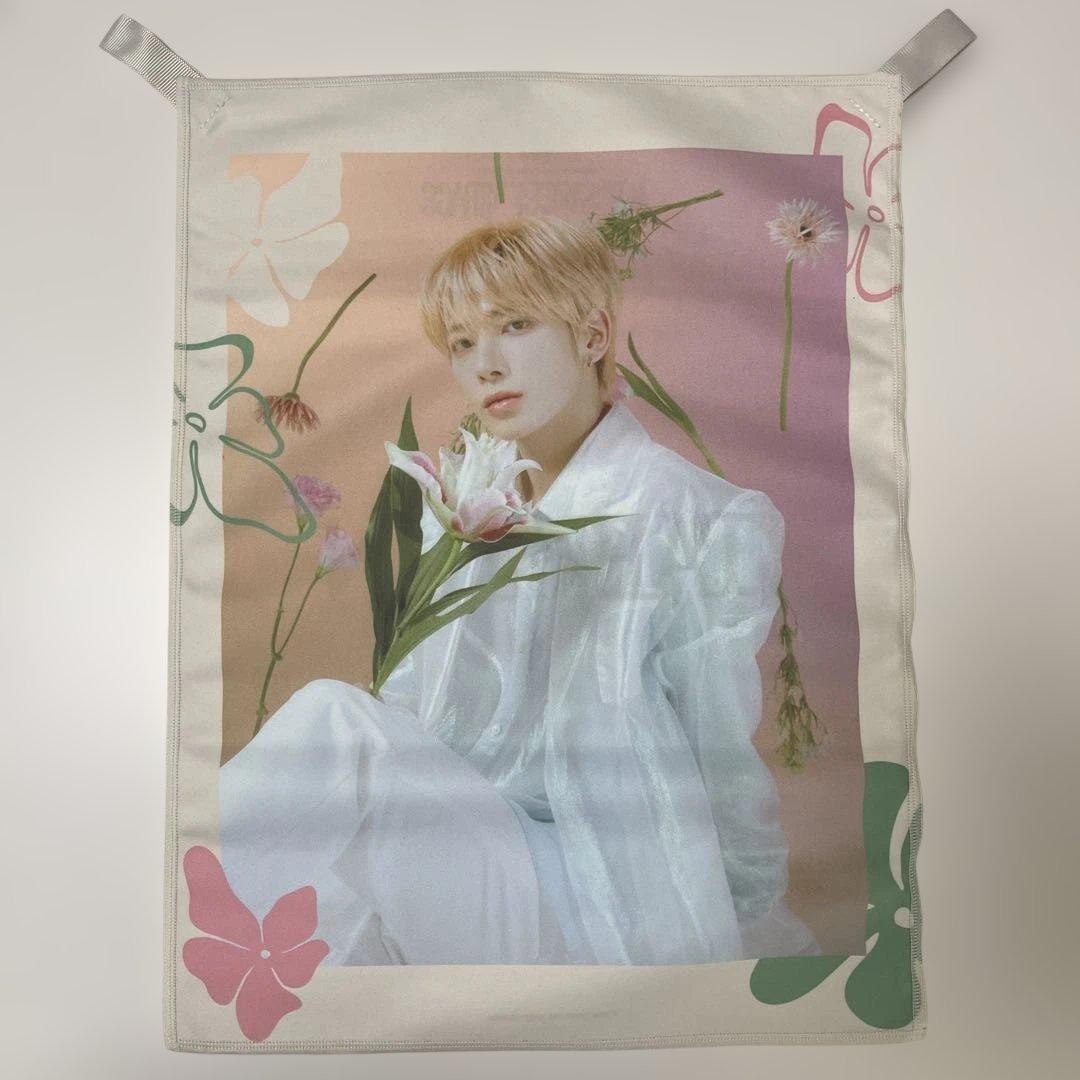 TXT ACT: SWEET MIRAGE Fabric Poster Taehyun Japan Tour TXT ACT: SWEET MIRAGE Fabric Poster Taehyun Japan Tour