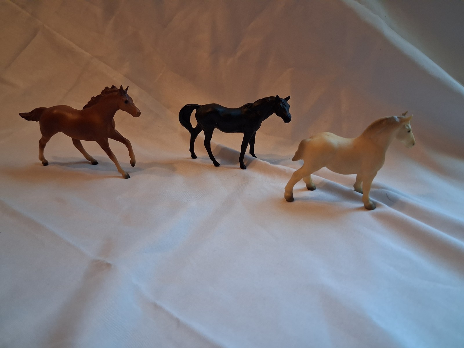 Title: Vintage Breyer Stablemates Lot of 3 (1990s G1 Molds) + Free TLC...