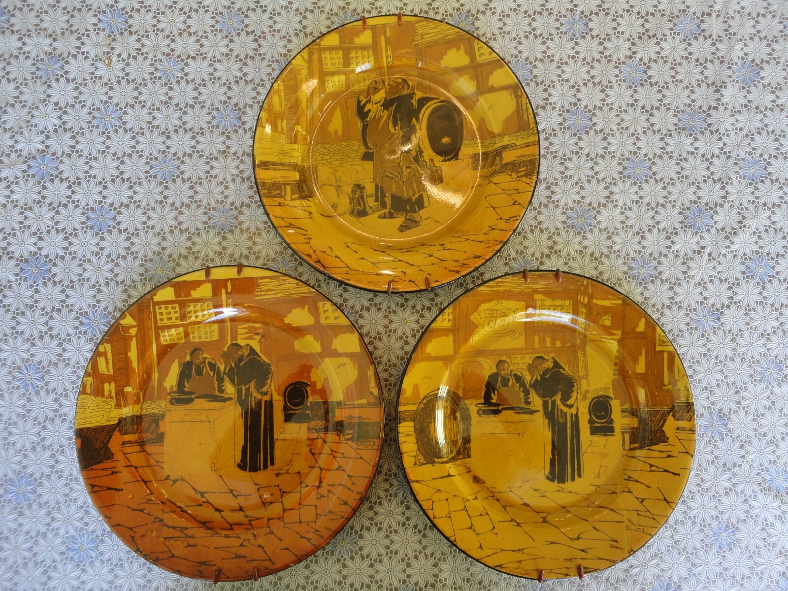 3 Royal Doulton Collectible Plates Noxe Rare Vintage Amber Colour