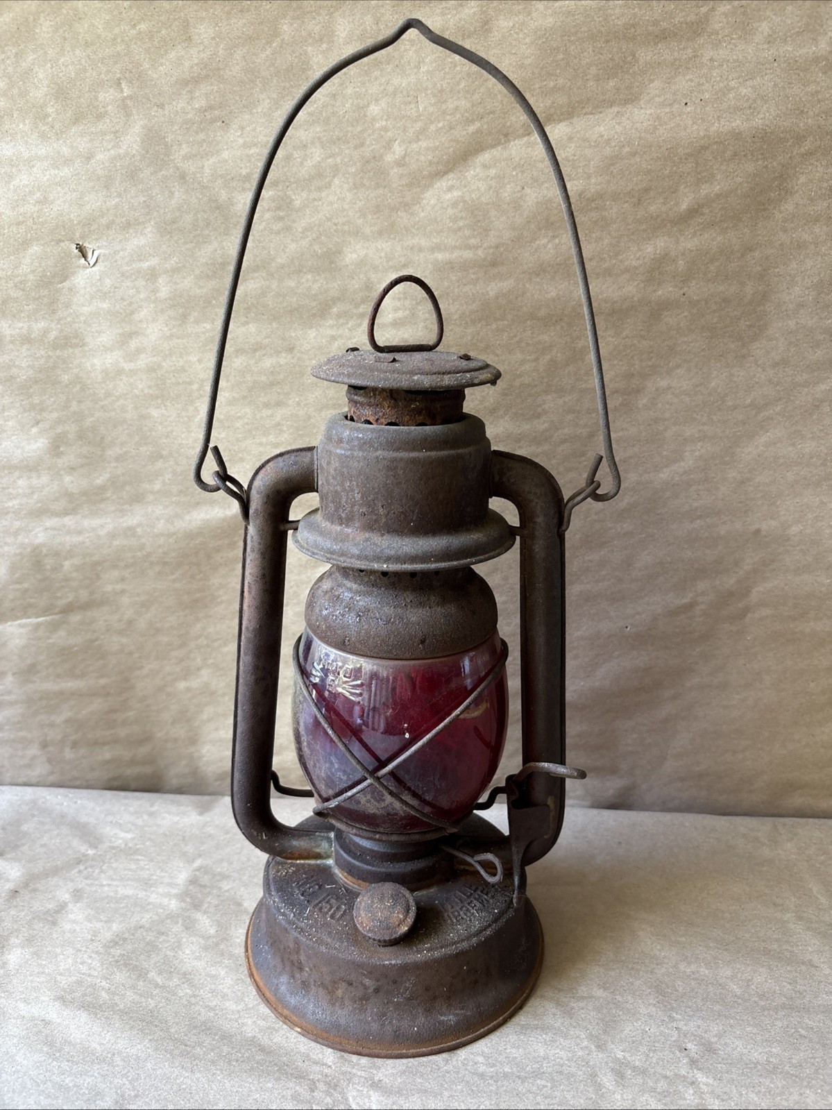 Vintage Dietz Little Supreme 150 Lantern Red Glass