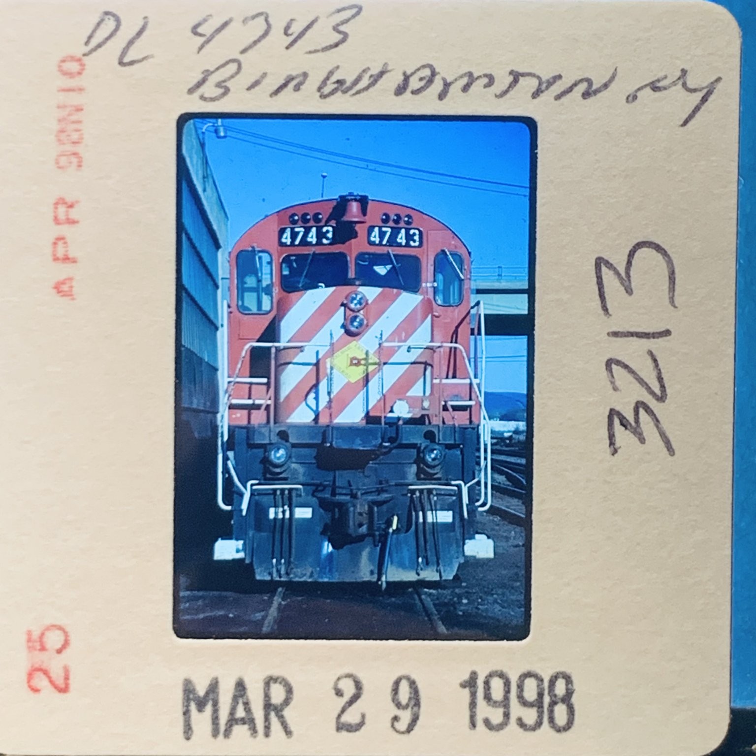 Original 35mm Slide 1998 Diesel Locomotive Train Railroad Binswanger #4743 Original 35mm Slide 1998 Diesel Locomotive Train Railroad Binswanger #4743