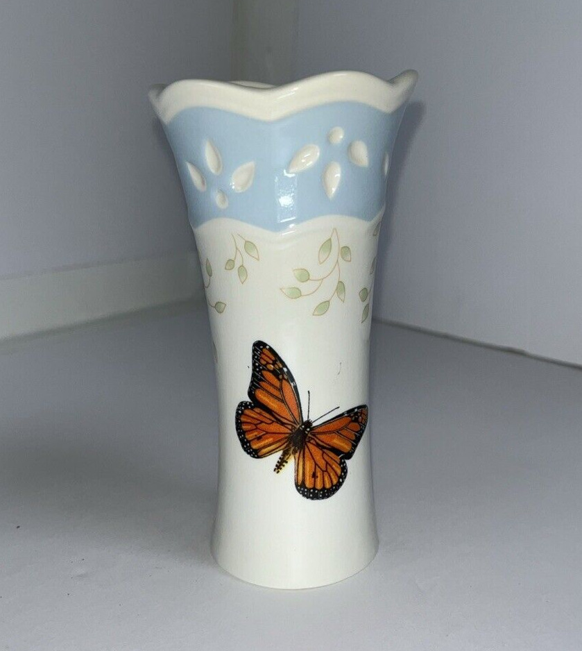 Lenox Petite Bud Vase, 4.75” Butterfly Meadow, Ladybug Bee Louise Le Layer