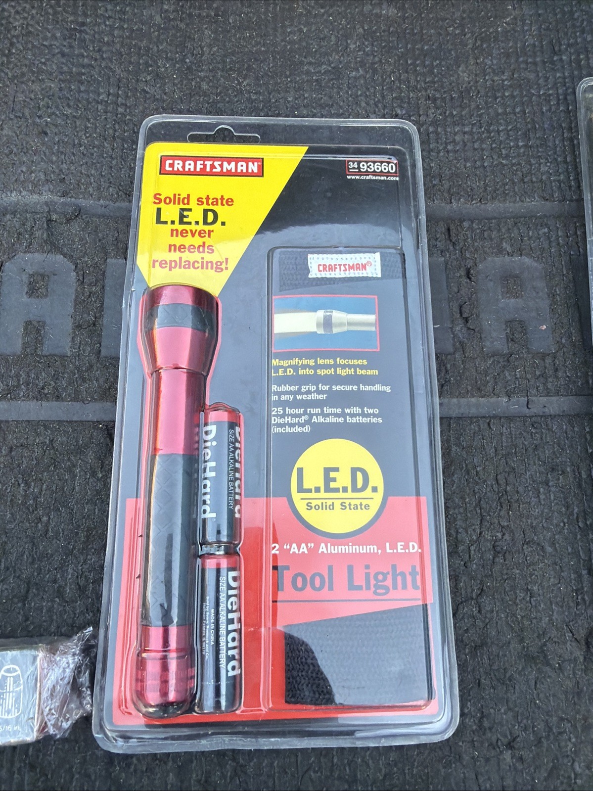 Sears Craftsman Nos Solid State Led Flashlight Rare Red 93660 2-AA Battery