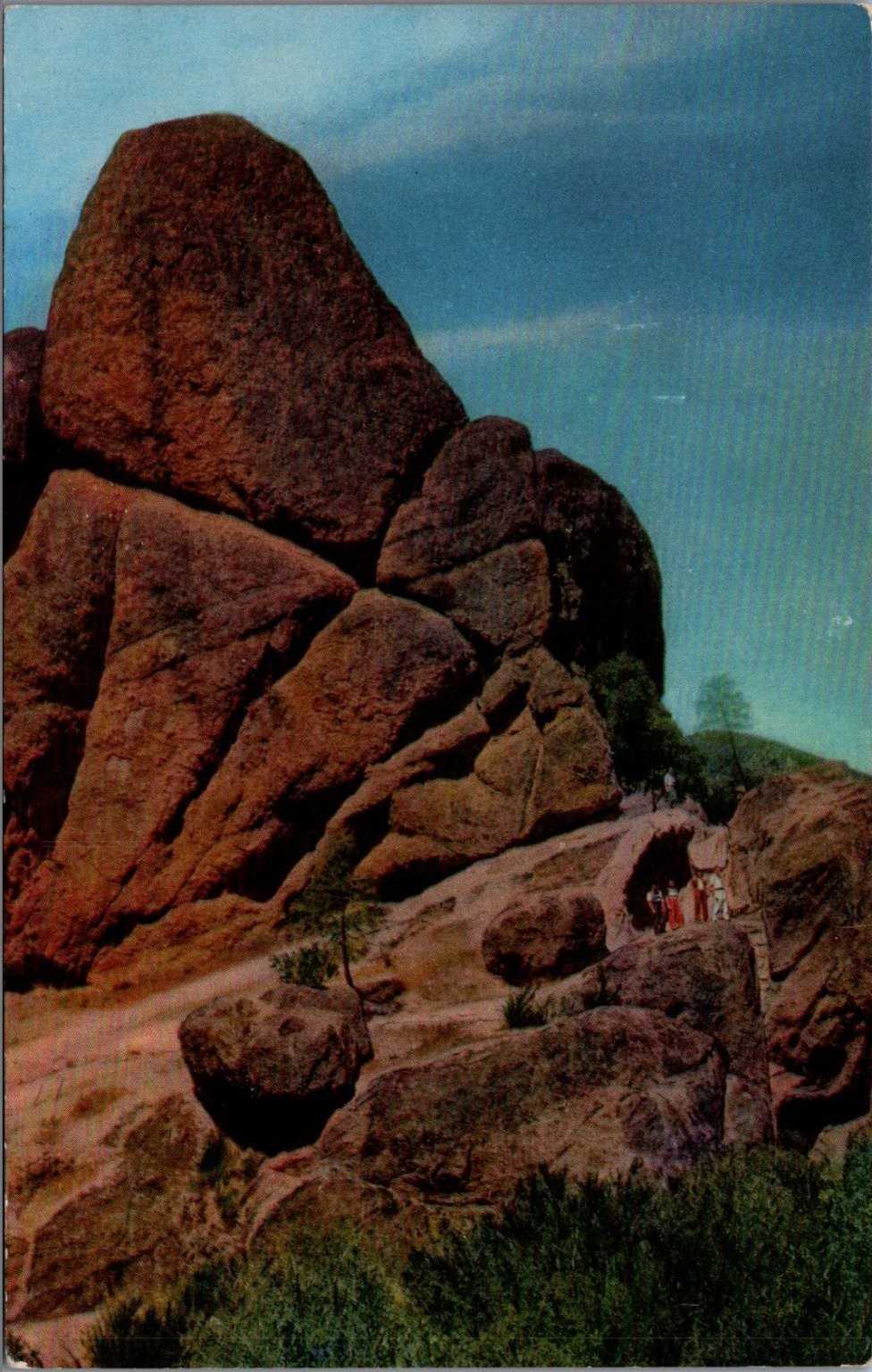 Pinnacles National Monument CA 1941 Union Oil 76 Gasoline Vintage Postcard