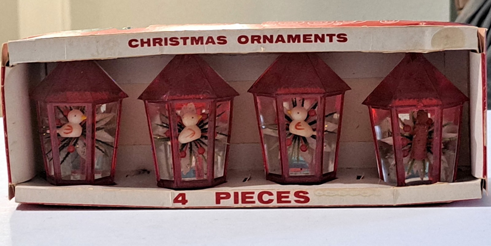 Vintage Jewelbrite Plastic Lantern Diorama Christmas Ornaments Original Box Of 4