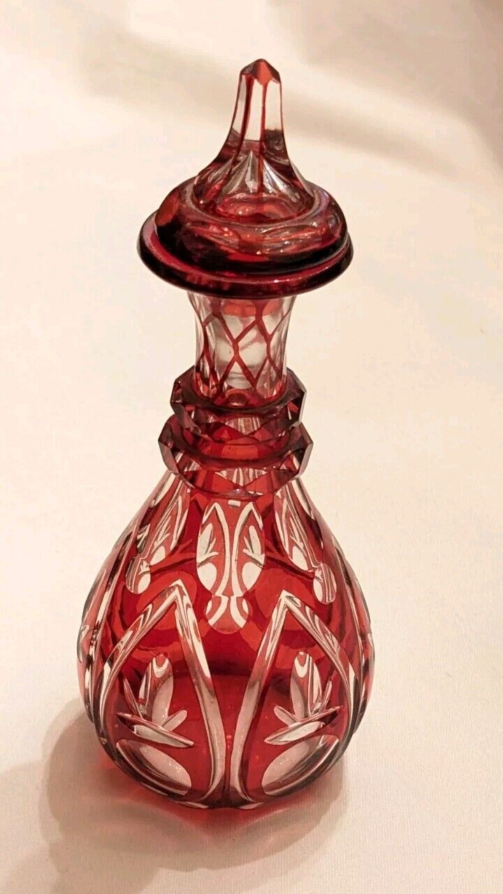 Antique Ruby Perfume