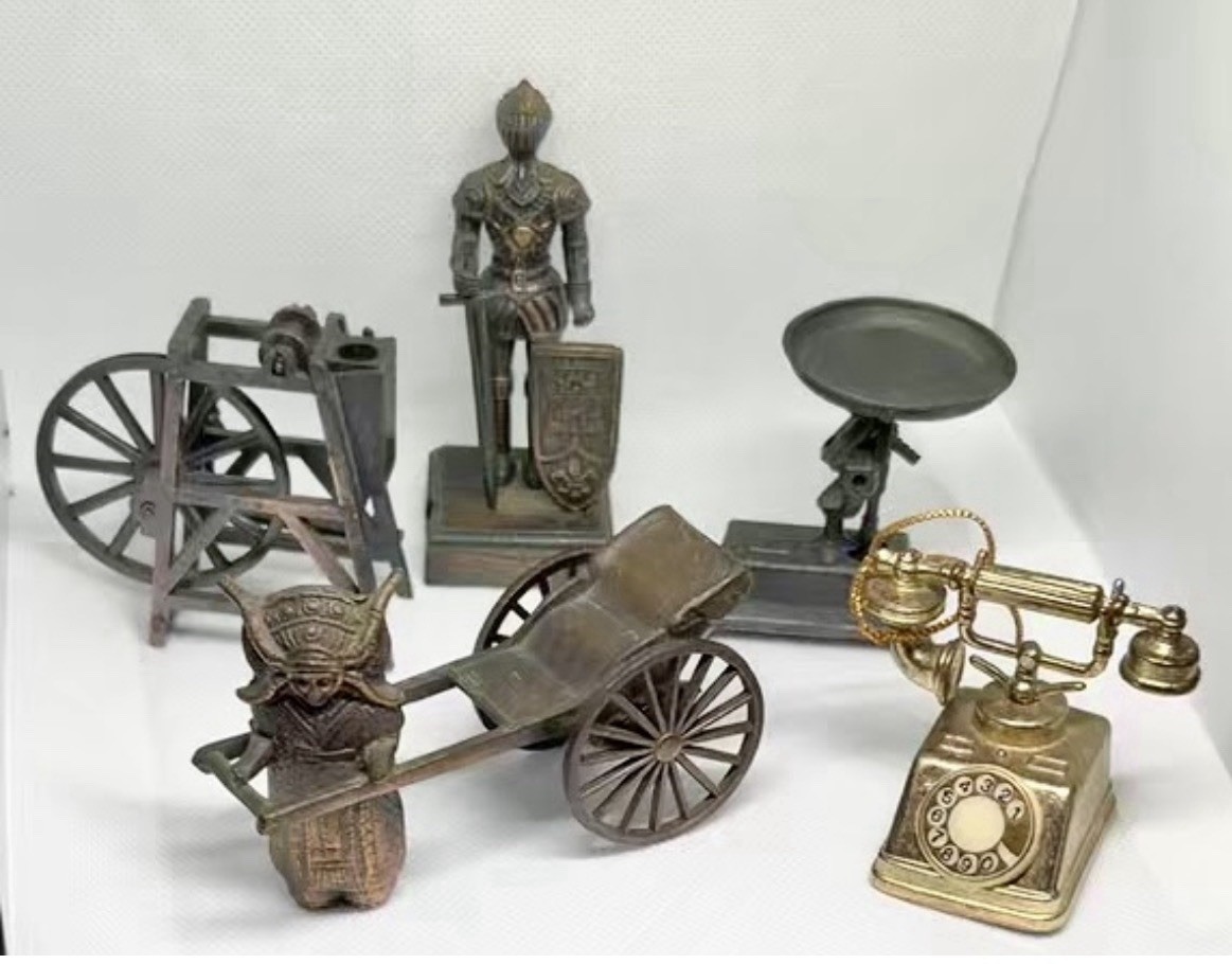 Mixed Lot Miniature Metal Figurines & Models Knight Telephone Scale Rickshaw HK