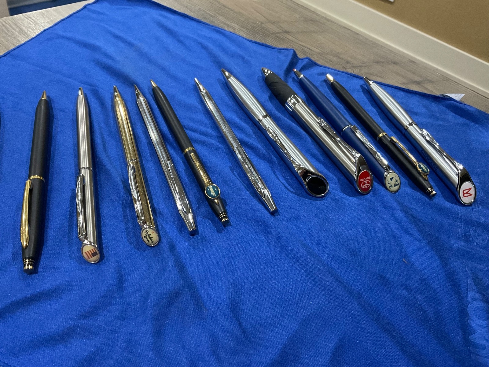 Vtg Lot of 12 Quill Ball Point Pens /Pencil w/ Logos, Holiday Inn, Toyota +