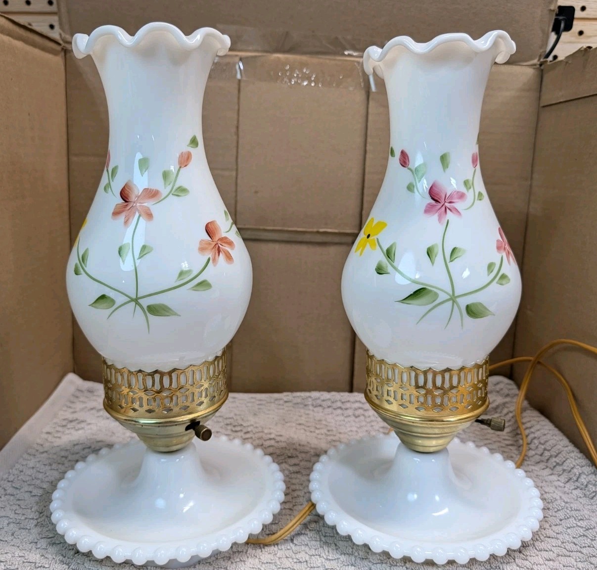 Vintage Pair White Milk Glass Table Lamps Hand Painted Floral Ruffled Hobnail...