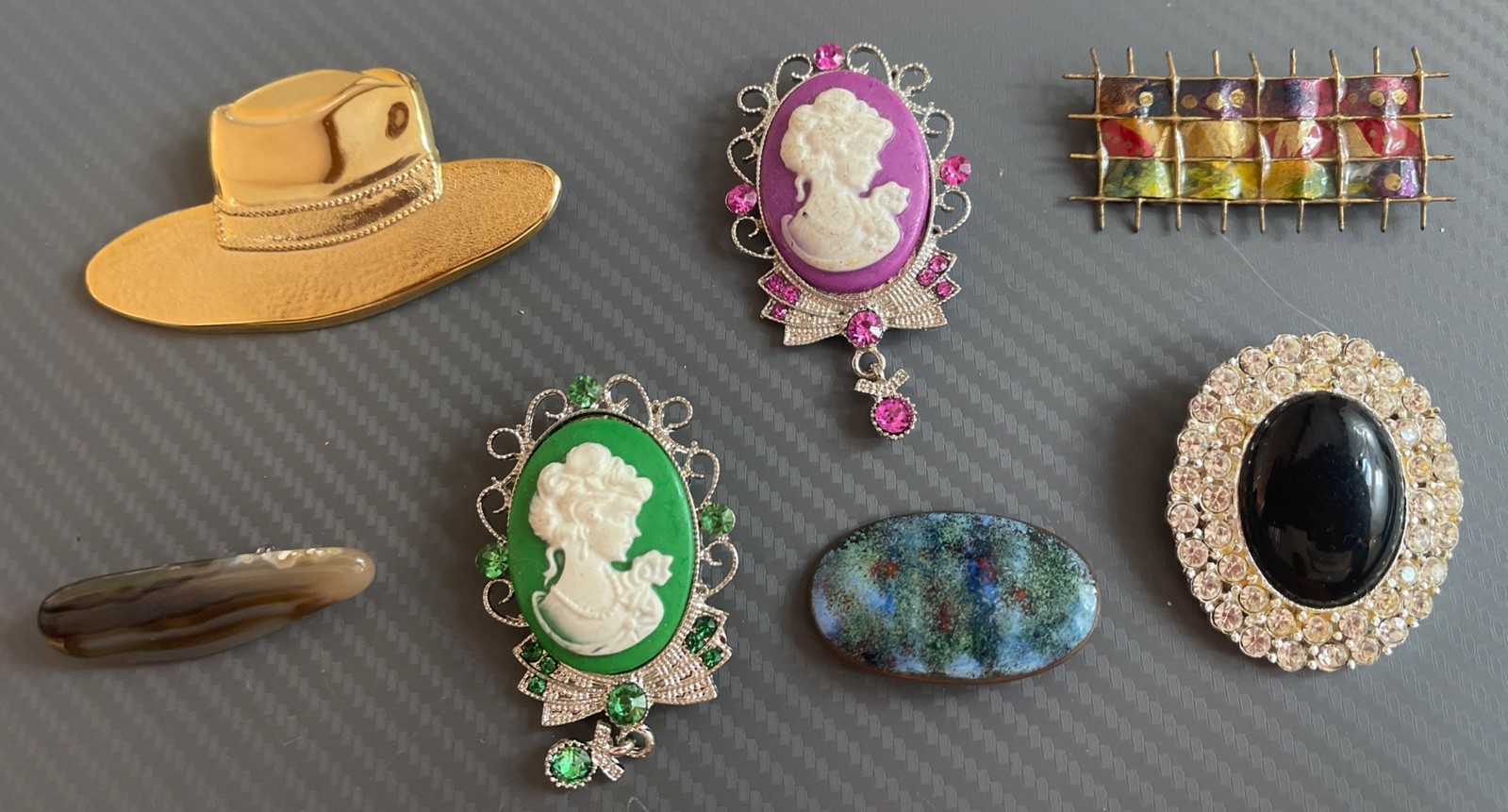 Vintage Lot of 7 Mixed Brooch’s & Pins Enamel Gold Tone Gemstone Rhinestone