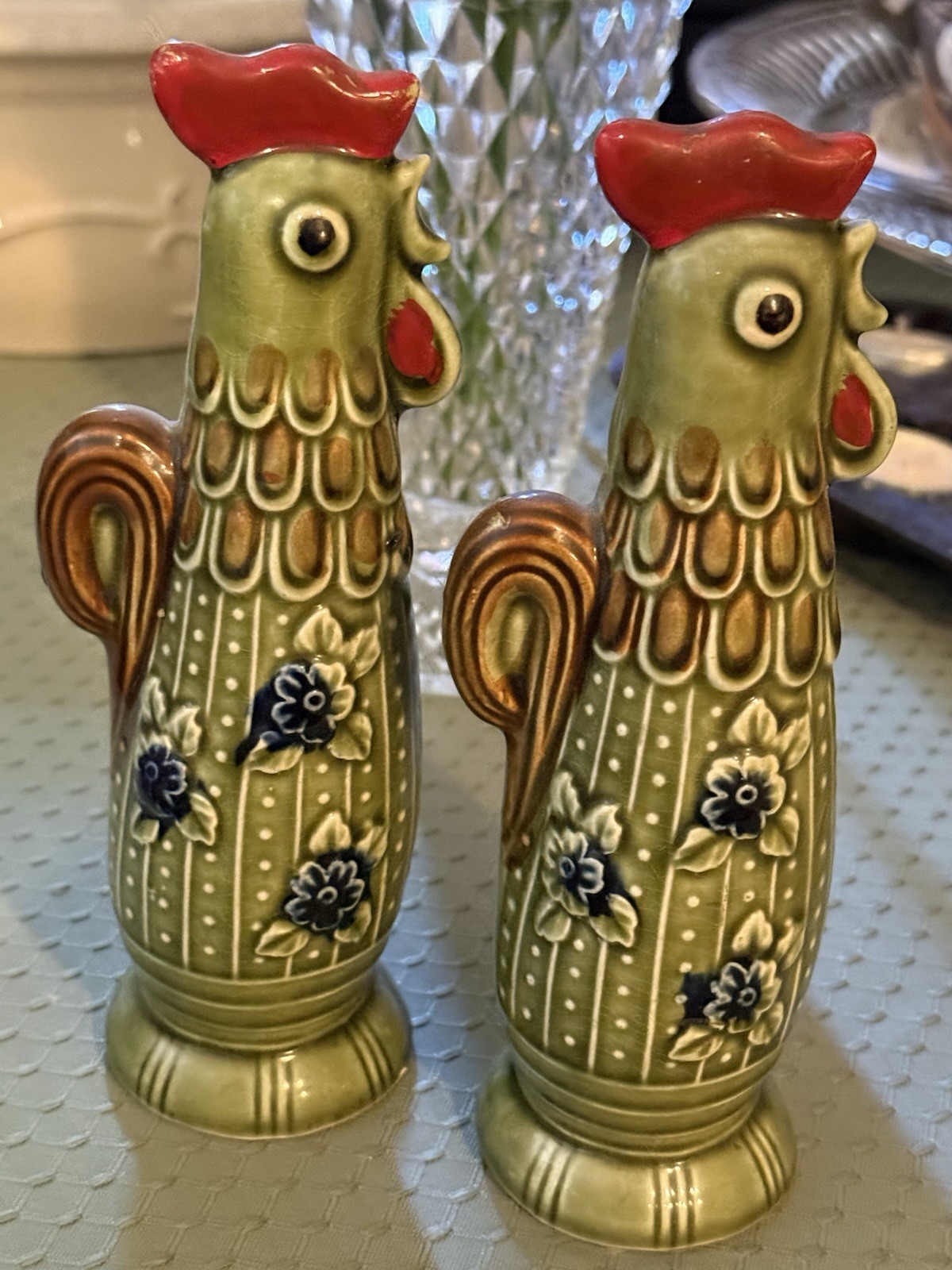 Vintage Quon Quon Japan Green Ceramic Rooster Cottagecore Salt & Pepper Shakers