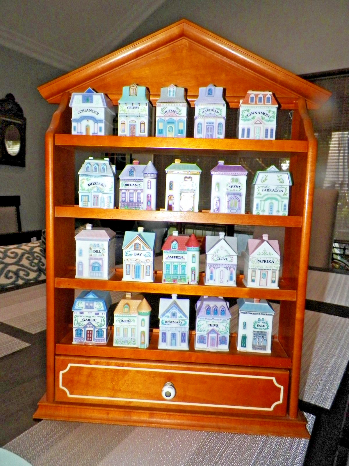VTG LENOX SPICE VILLAGE SPICE RACK & 20 SPICE JARS