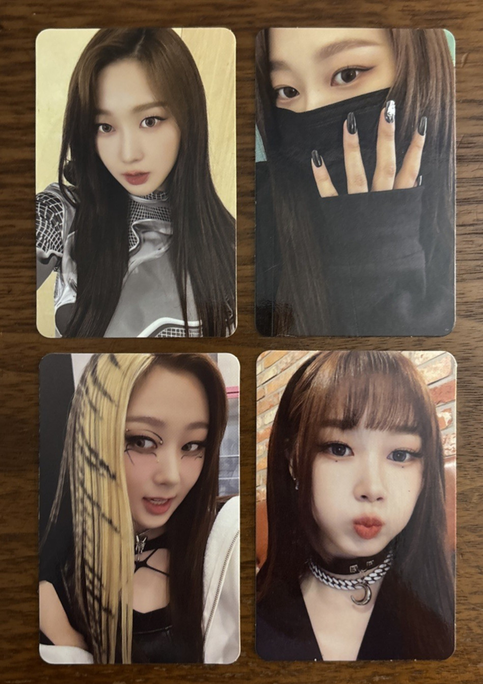 Giselle aespa Girls photocard, set of 4, Kpop collectable