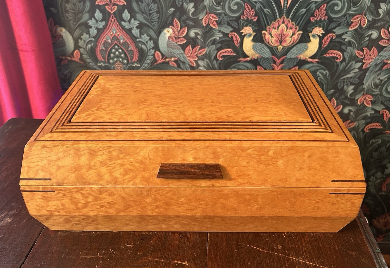 Vintage Art Deco Burl Maple Wood Gentleman’s Box / Cigar Humidor