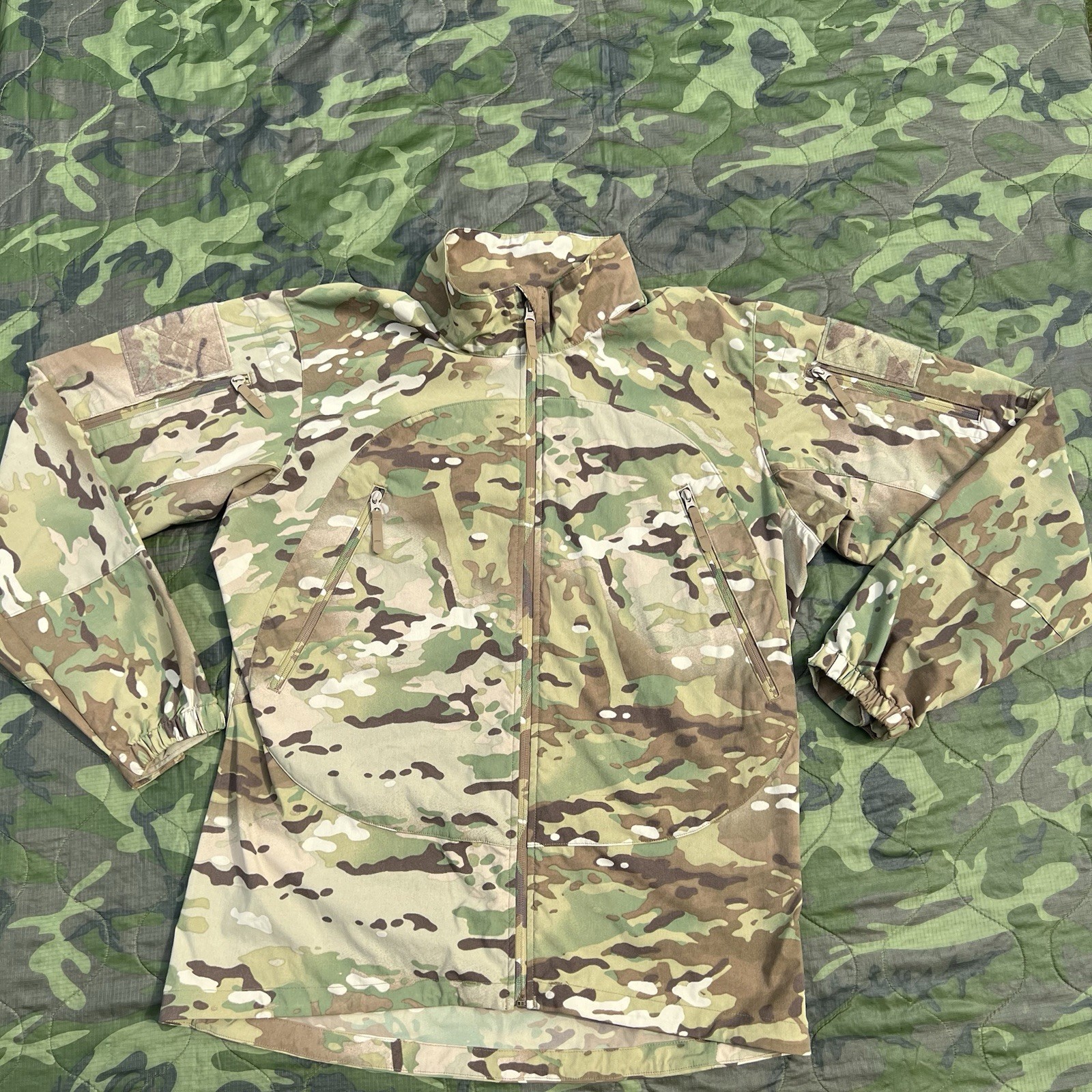 Patagonia MARS PCU Level 5 L5  Softshell Jacket Multicam ocp Large SOCOM SOF SF