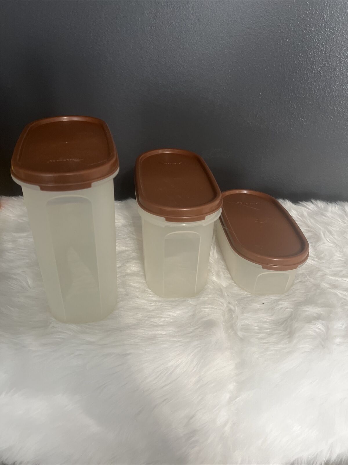 vintage 3  Piece Storage Containers tupperware 3 Piece 7.5 Cup 4 .75 Cup 2 Cup