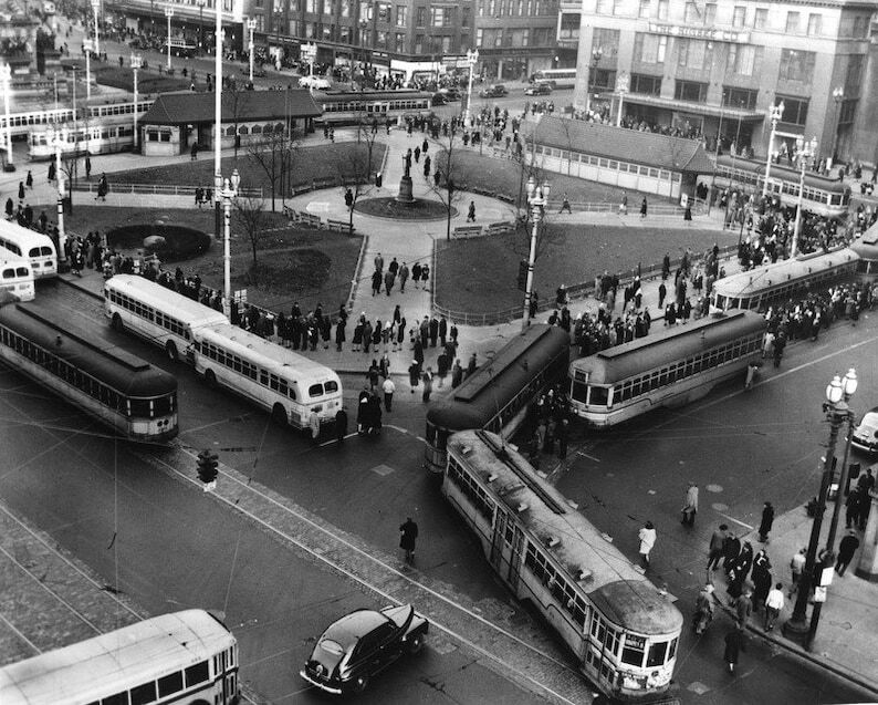 Cleveland - Public Square - 1940s Photo Print Reproduction