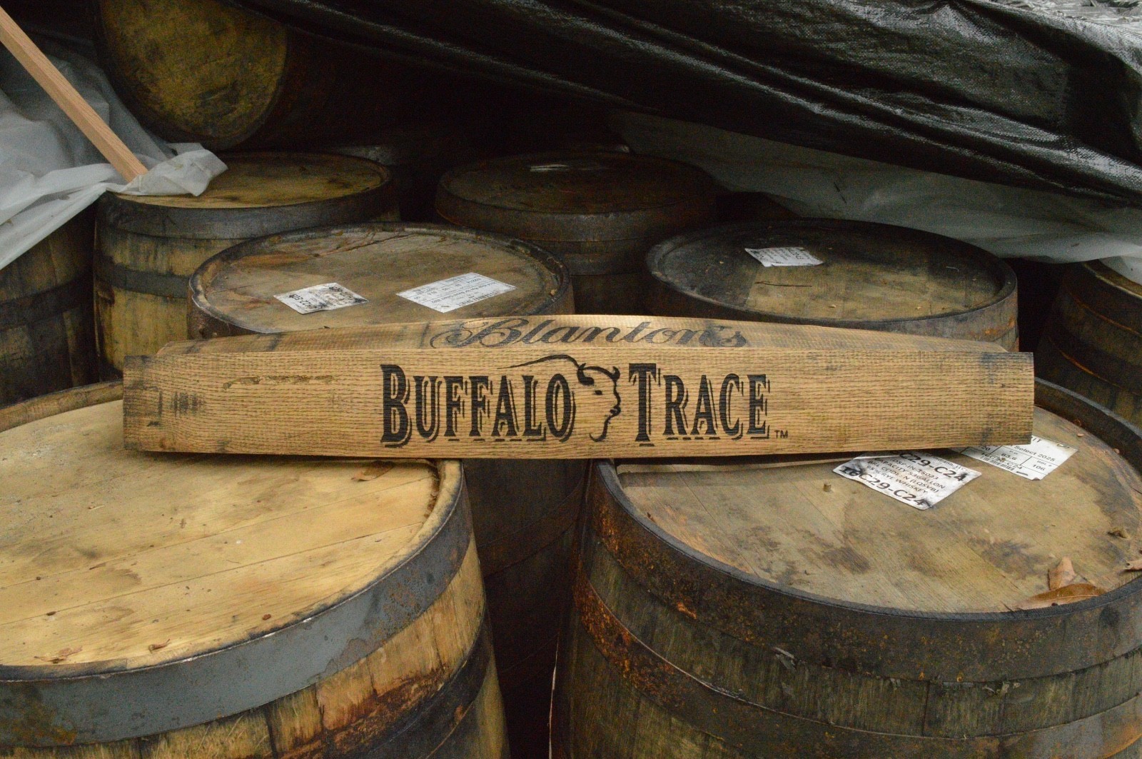 Whiskey Barrel Stave Buffalo Trace, Blanton\'s, Jack, Jameson, Whisky Many Others Whiskey Barrel Stave Buffalo Trace, Blanton\'s, Jack, Jameson, Whisky Many Others