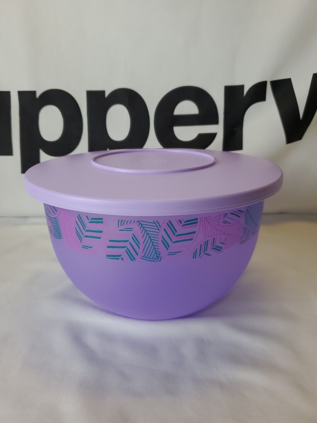Tupperware Impressions Bowl 10.5 cup /2.5L Mixing & Salad Purple Sale