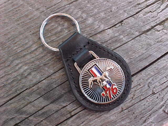 1976 '76 MUSTANG CHROME LEATHER KEY FOB NOS Hi-QUALITY STUNNING CAR KEY HOLDER 1976 '76 MUSTANG CHROME LEATHER KEY FOB NOS Hi-QUALITY STUNNING CAR KEY HOLDER