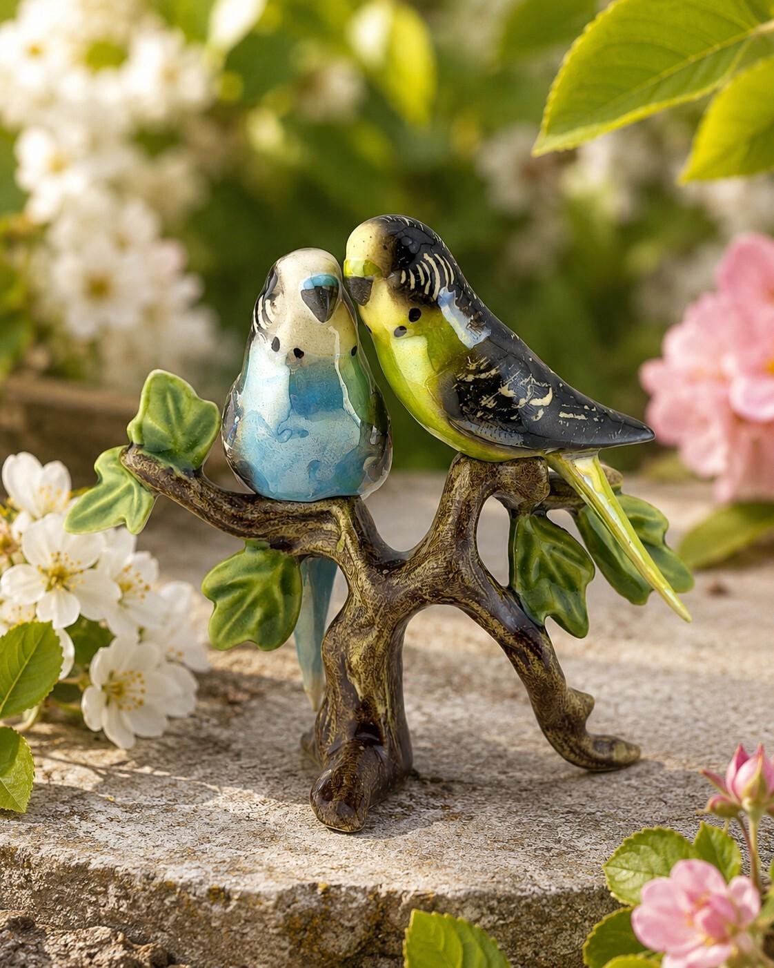 Hagen-Renaker Retired Miniature Figurine Specialty Parakeets